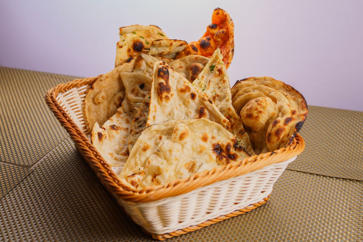 How to Keep Naan Soft for Hours: 8 Proven Tips