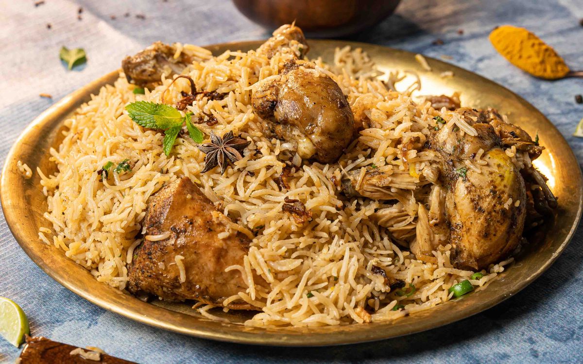 How to Remove Burnt Smell from Biryani: 6 Fixes That Work